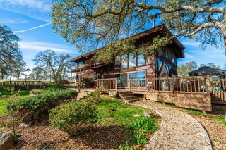 19101 Poppy Hill Ln, Plymouth, CA 95669