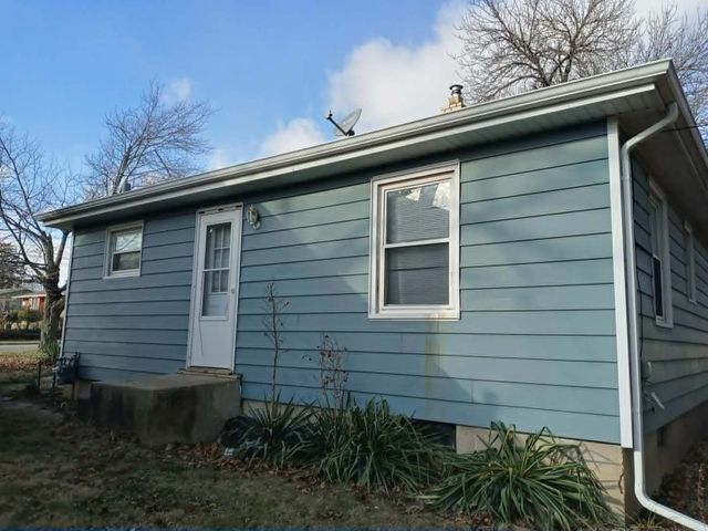 2416 Ashland Avenue, Rockford, IL 61101