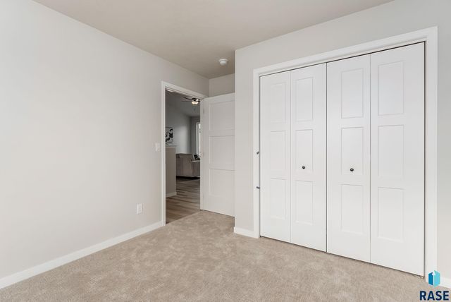 621 N UNION Ave Avenue, Sioux Falls, SD 57110