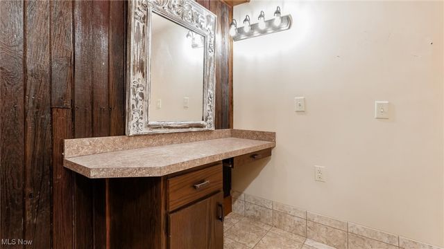 2188 S River Road, Zanesville, OH 43701