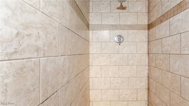 2188 S River Road, Zanesville, OH 43701