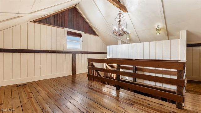 2188 S River Road, Zanesville, OH 43701