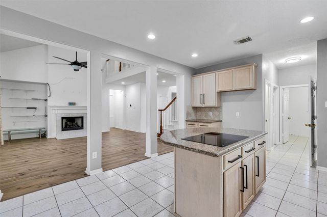 8818 Apple Mill Drive, Houston, TX 77095