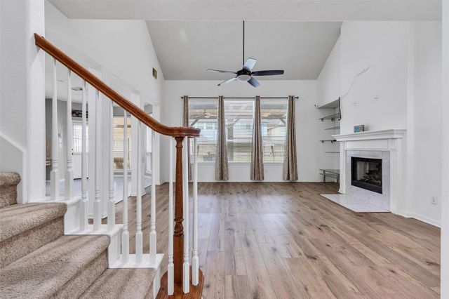 8818 Apple Mill Drive, Houston, TX 77095