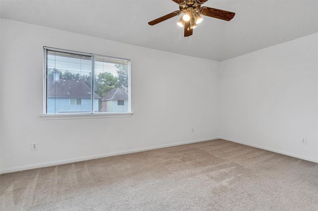 8818 Apple Mill Drive, Houston, TX 77095