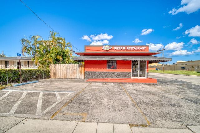 Free Standing Takeout Restaurant For Sale, Miami, FL 33144