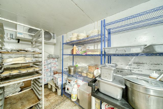 Free Standing Takeout Restaurant For Sale, Miami, FL 33144