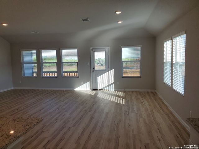 6120 TREADLE, New Braunfels, TX 78132