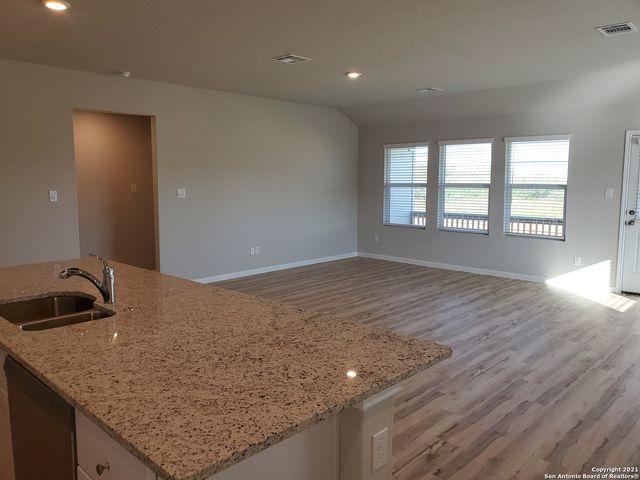 6120 TREADLE, New Braunfels, TX 78132