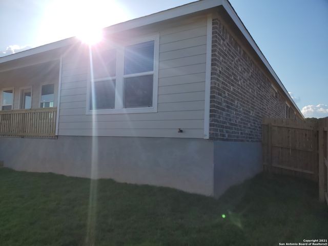 6120 TREADLE, New Braunfels, TX 78132