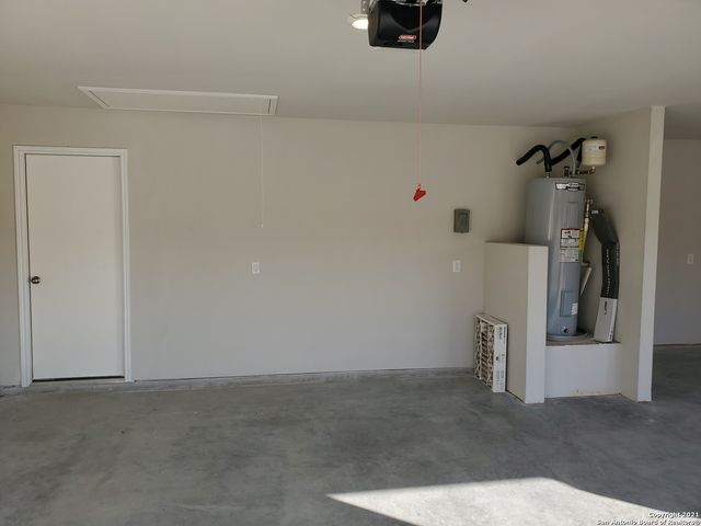 6120 TREADLE, New Braunfels, TX 78132