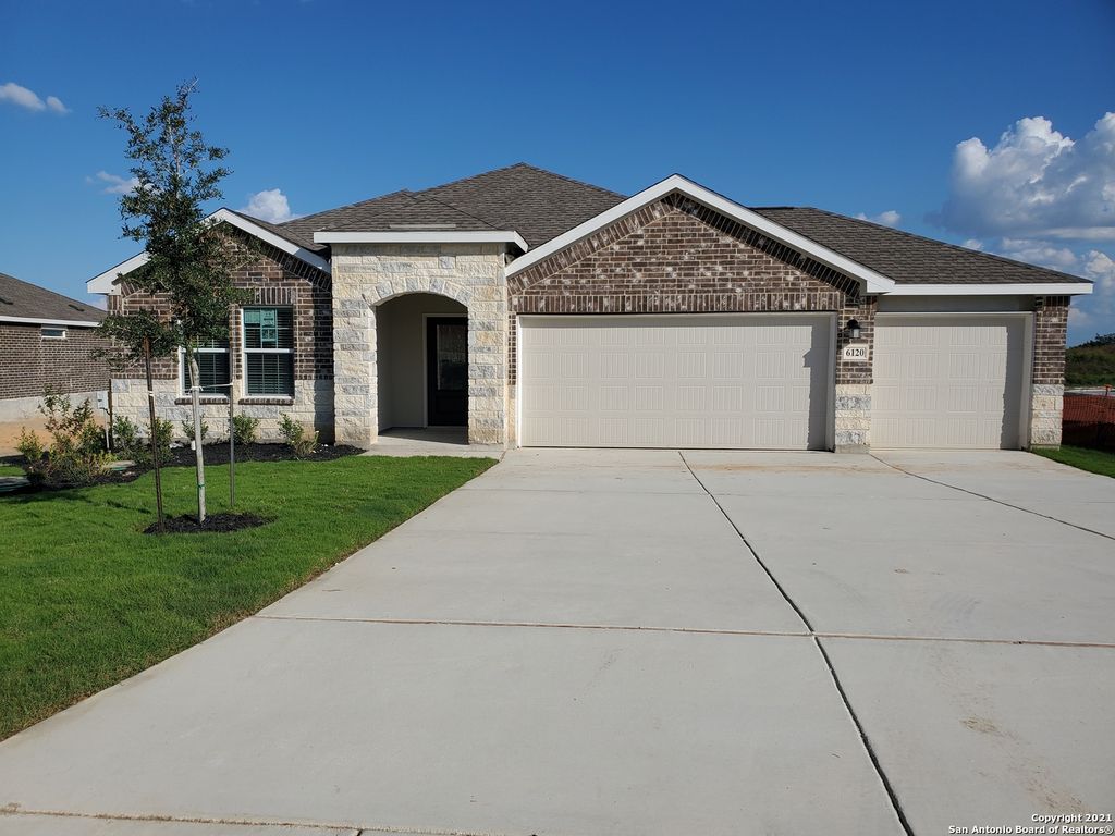 6120 TREADLE, New Braunfels, TX 78132
