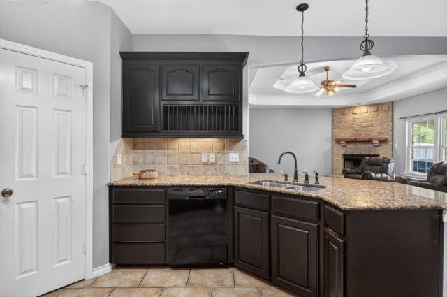 3141 Quail Springs Road 13, Corpus Christi, TX 78414