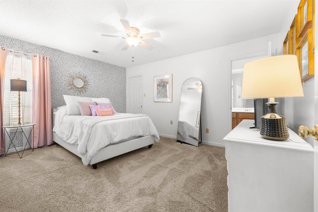 8890 RIVERWOOD FARMS PKY, Memphis, TN 38016