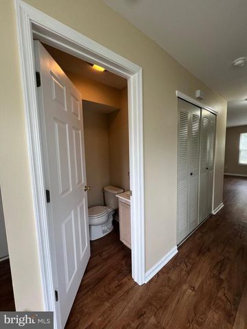 110 HIGH MEADOWS DR, Sicklerville, NJ 08081