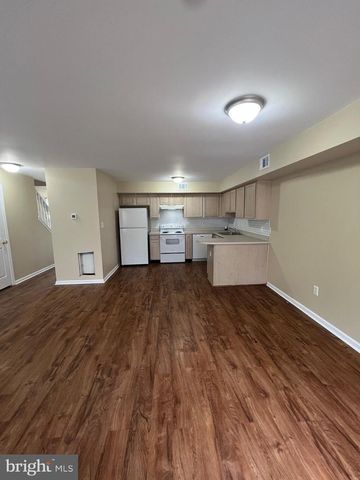 110 HIGH MEADOWS DR, Sicklerville, NJ 08081