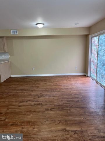 110 HIGH MEADOWS DR, Sicklerville, NJ 08081