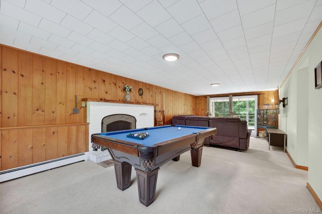 176 Gretna Woods Road, Pleasant Valley, NY 12569