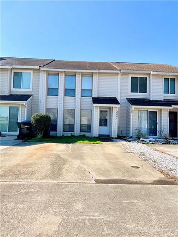 3657 Smokey Chamber DR, Virginia Beach, VA 23462