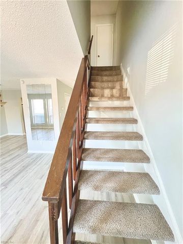 3657 Smokey Chamber DR, Virginia Beach, VA 23462