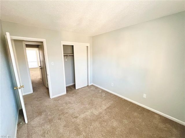 3657 Smokey Chamber DR, Virginia Beach, VA 23462