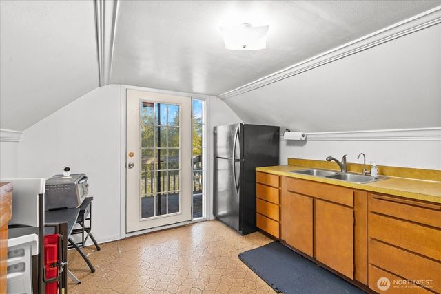 3417 E College Way, Mount Vernon, WA 98273