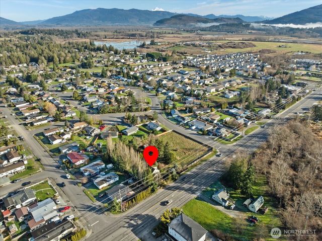 3417 E College Way, Mount Vernon, WA 98273