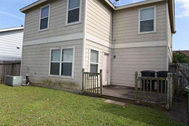 2635 Skyview Grove Court, Houston, TX 77047