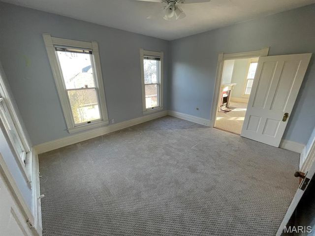 810 Grove Street, Alton, IL 62002