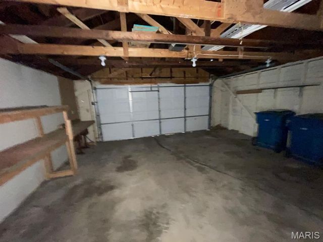 810 Grove Street, Alton, IL 62002