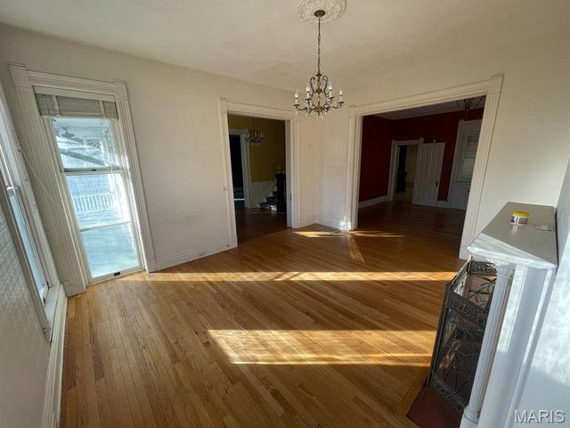 810 Grove Street, Alton, IL 62002