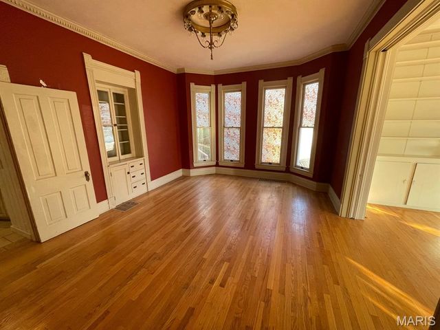 810 Grove Street, Alton, IL 62002