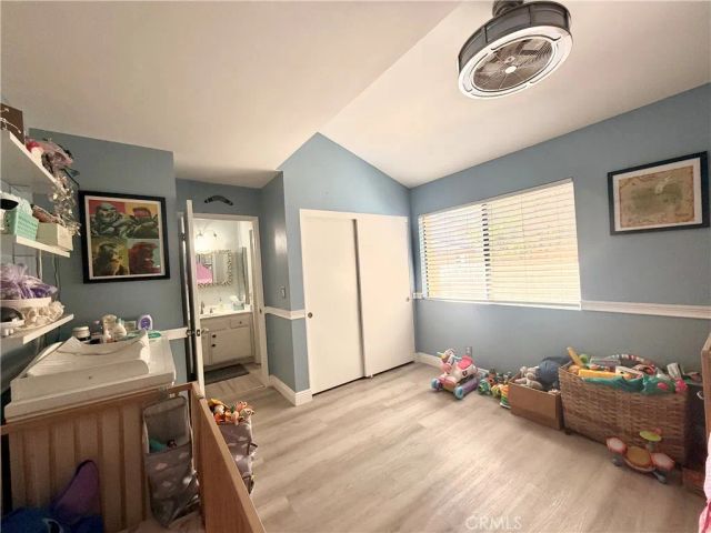 560 Rosewood Avenue, Camarillo, CA 93010