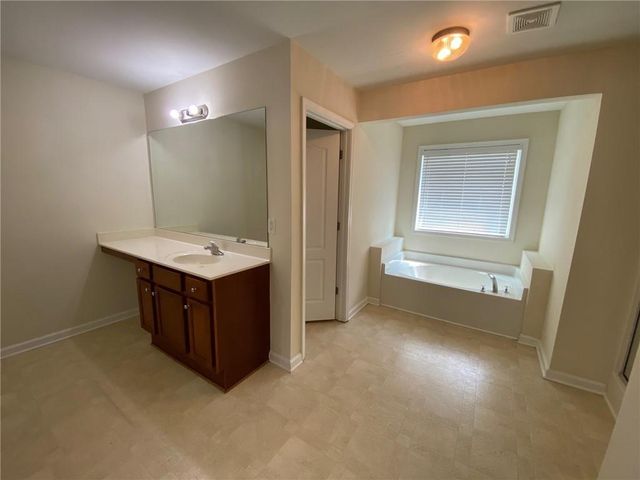 2146 Peach Shoals Circle, Dacula, GA 30019
