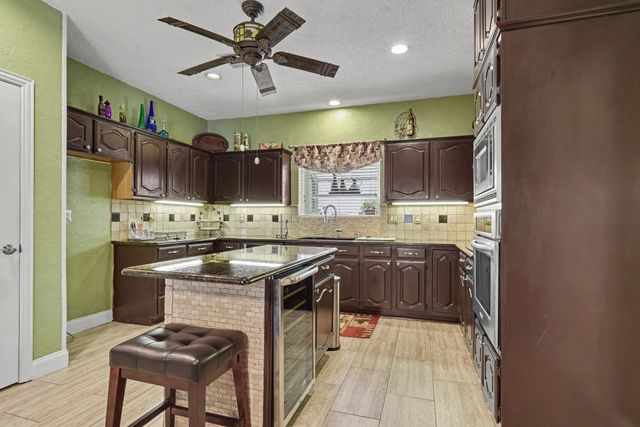 1713 Endicott Drive, Plano, TX 75025