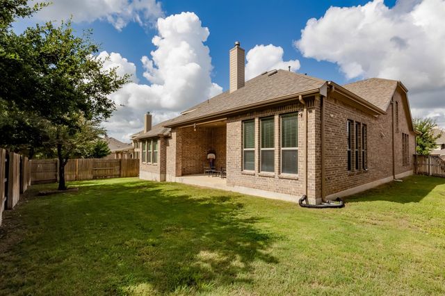 204 Lady Bird LN, Georgetown, TX 78628