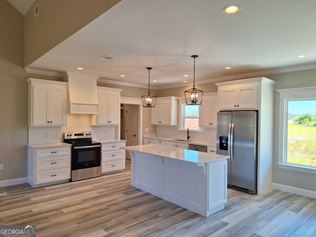 4421 Altamaha School Rd, Baxley, GA 31513