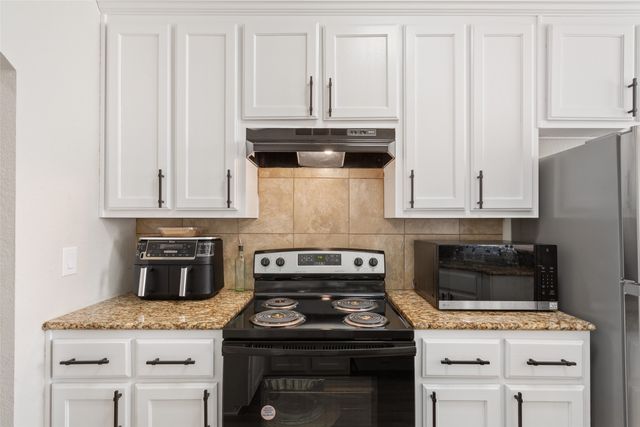 187 Ashland Drive, Woodway, TX 76712