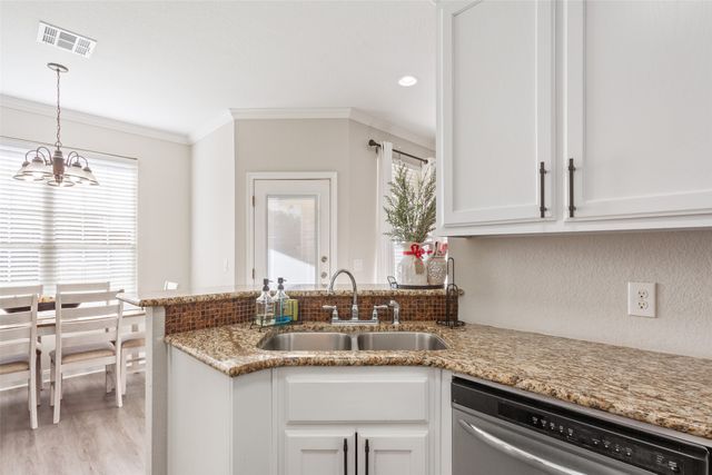 187 Ashland Drive, Woodway, TX 76712