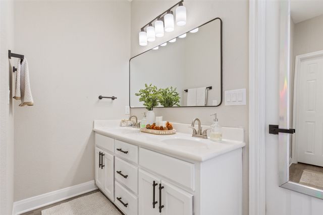 187 Ashland Drive, Woodway, TX 76712