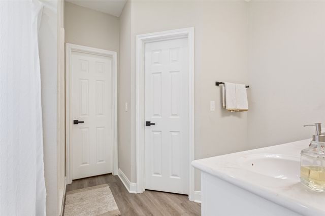 187 Ashland Drive, Woodway, TX 76712