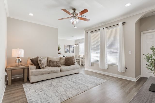 187 Ashland Drive, Woodway, TX 76712