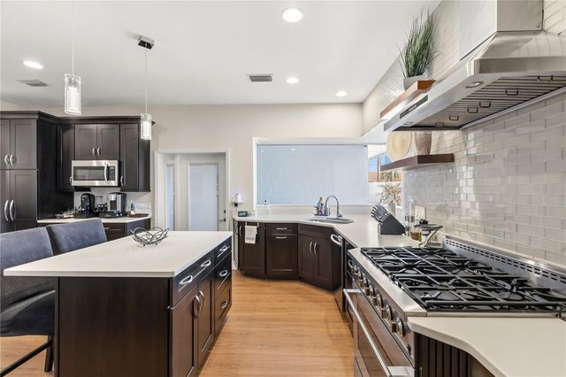 2539 SWEETWATER COUNTRY CLUB DRIVE, Apopka, FL 32712