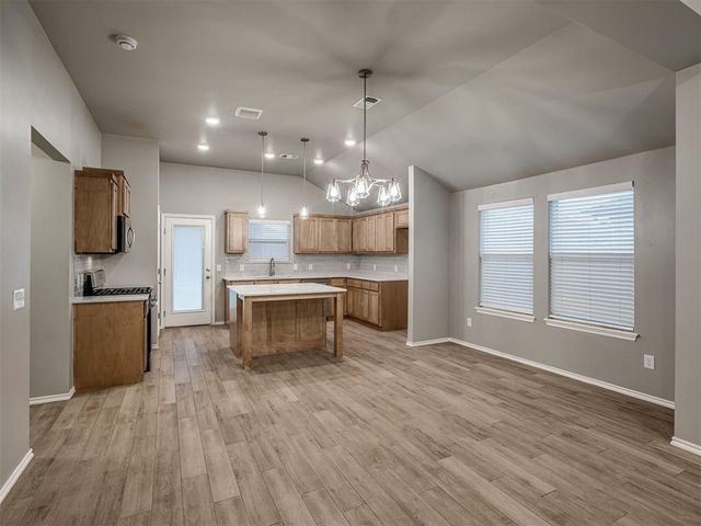 17609 Boling Farm Road, Edmond, OK 73012