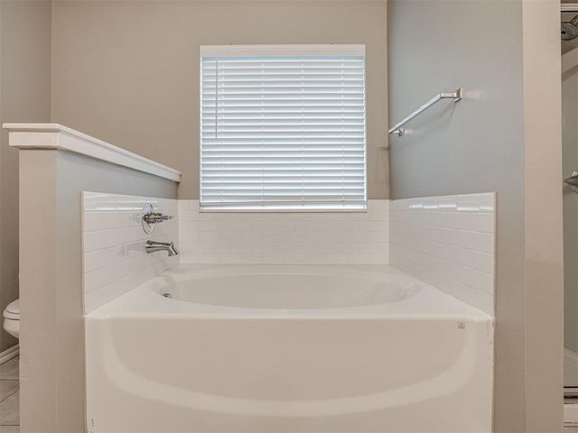 17609 Boling Farm Road, Edmond, OK 73012