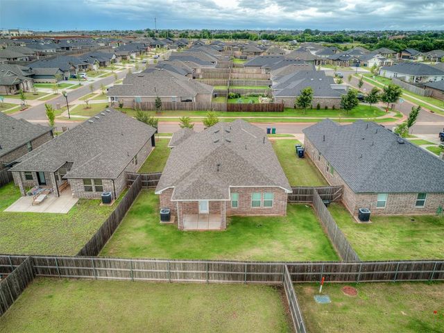 17609 Boling Farm Road, Edmond, OK 73012