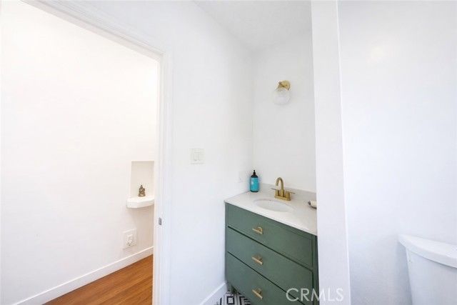 5084 Lemon Grove, Los Angeles, CA 90029