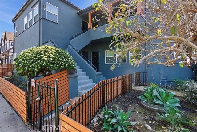 5084 Lemon Grove, Los Angeles, CA 90029