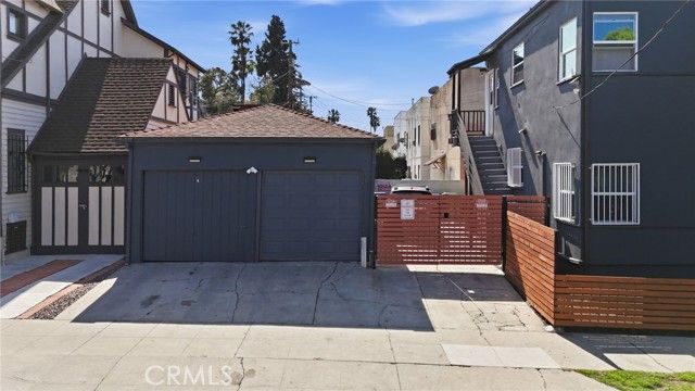 5084 Lemon Grove, Los Angeles, CA 90029