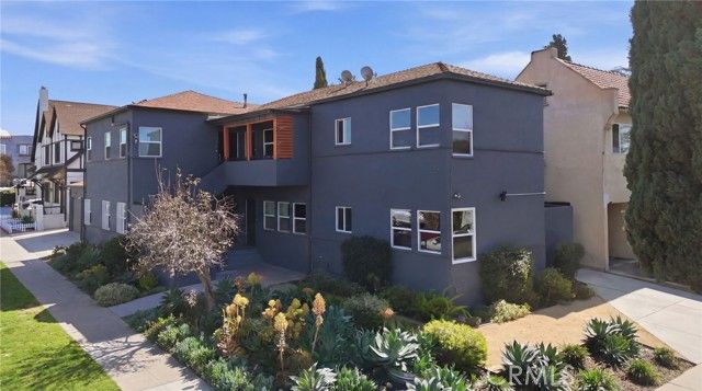 5084 Lemon Grove, Los Angeles, CA 90029